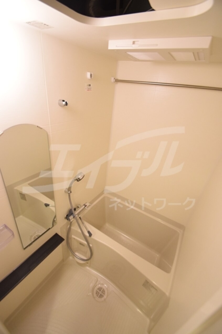  プレサンス心斎橋ソレイユ