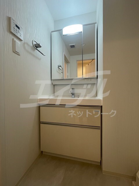  大阪メトロ谷町線/谷町四丁目駅 徒歩2分 13階 築2年