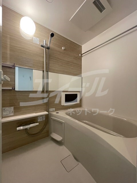  大阪メトロ谷町線/谷町四丁目駅 徒歩2分 13階 築2年