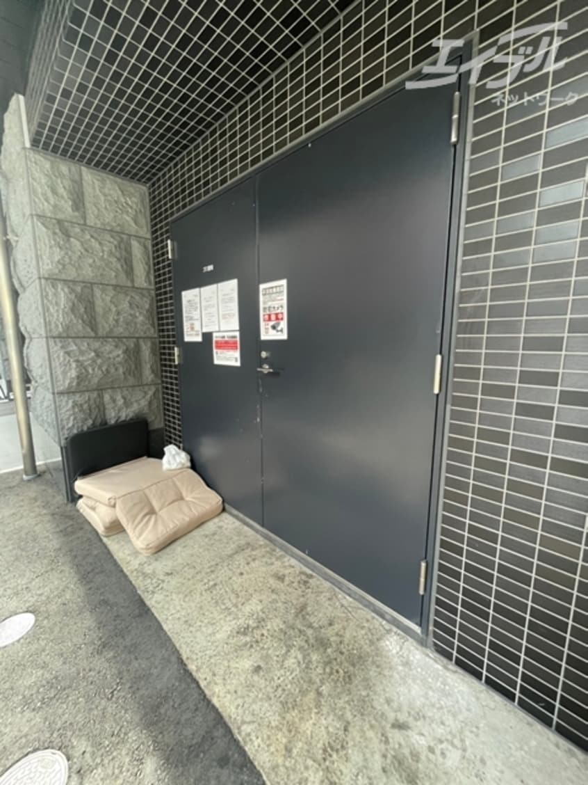 ゴミ置き場あります プレサンス堺筋本町センティス