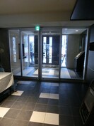 プレサンス松屋町駅前の外観