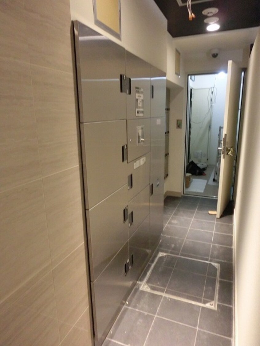  プレサンス松屋町駅前
