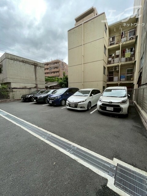 駐車場ございます セレニテ中崎町リアン