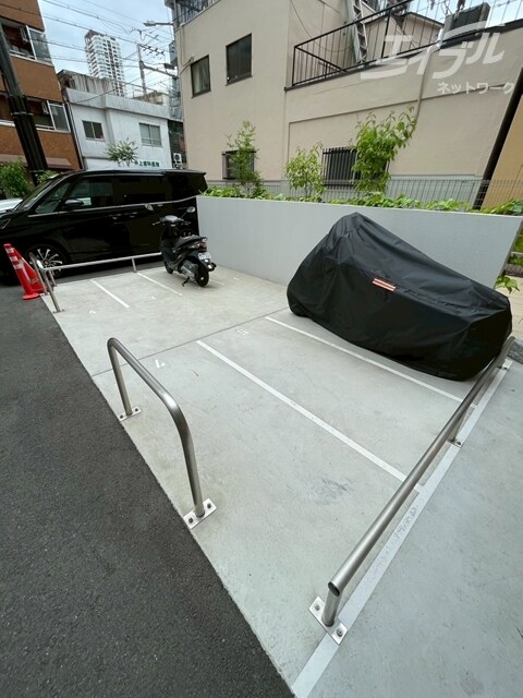 バイク置き場ございます！ セレニテ中崎町リアン
