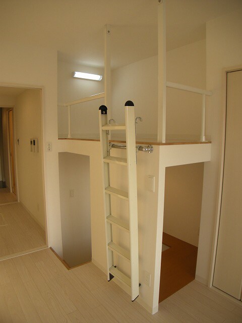  ARROW FIELDS貮番館