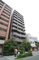 パインタワー上町台の外観