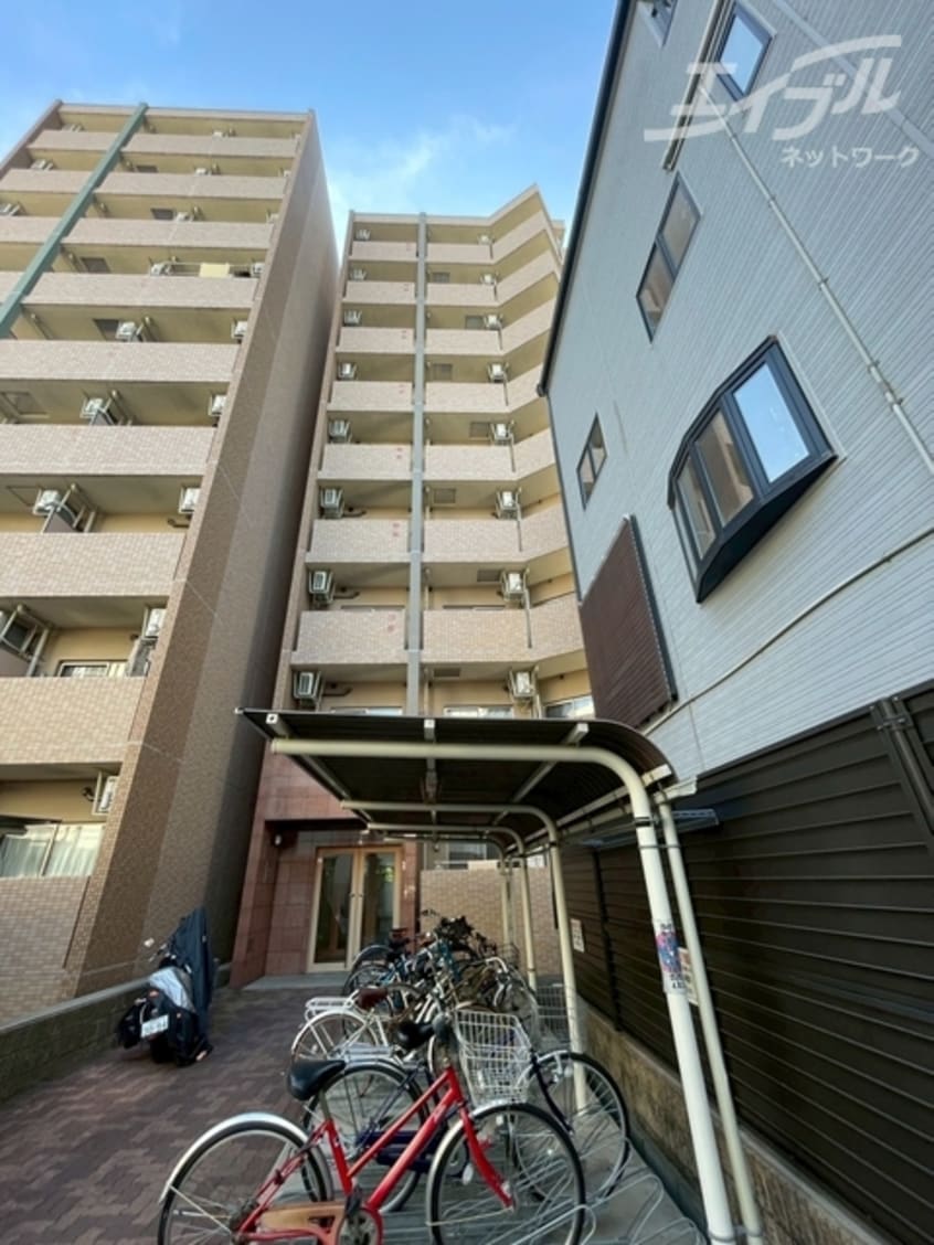 外観別アングルです シャルマンフジ天神橋ノース