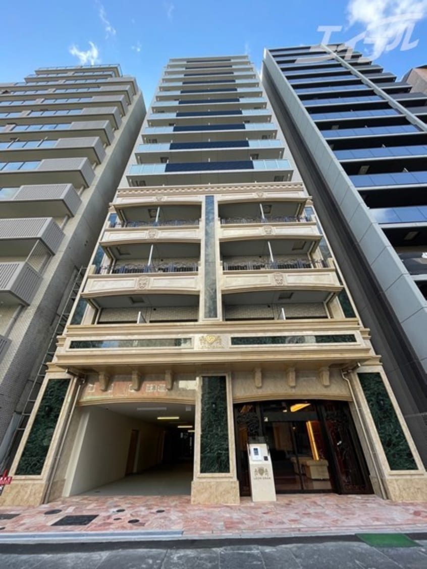  大阪メトロ堺筋線/堺筋本町駅 徒歩5分 5階 築1年