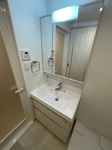  大阪メトロ堺筋線/堺筋本町駅 徒歩5分 5階 築1年