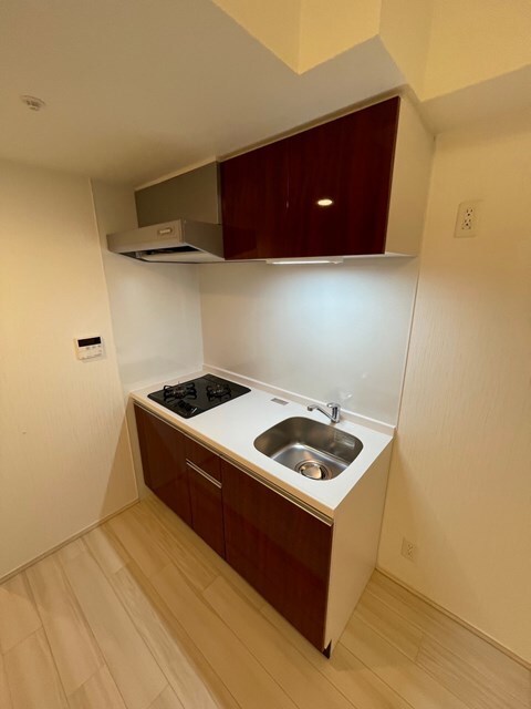  大阪メトロ堺筋線/堺筋本町駅 徒歩5分 5階 築1年