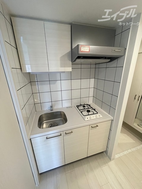 2口コンロでキッチン広めです。 エスリードレジデンス梅田グランゲート