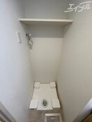 上に収納アリです！！ Alivis北梅田