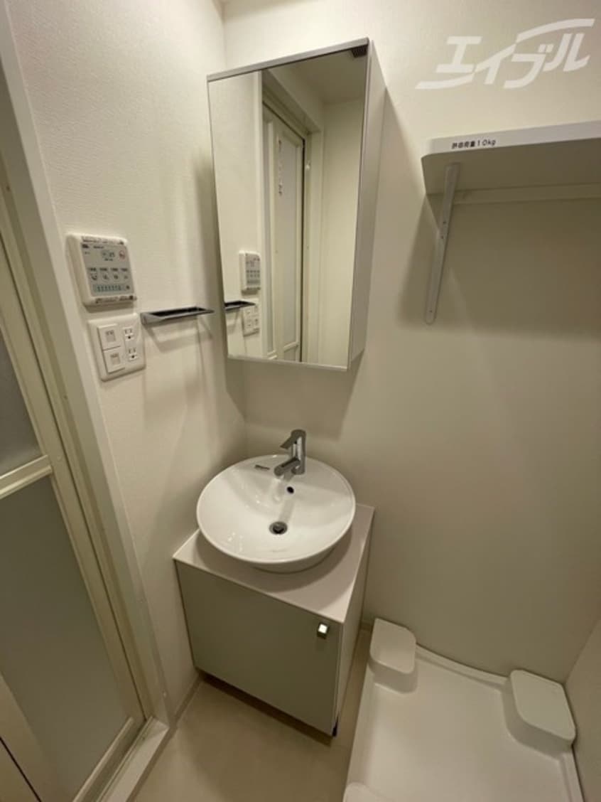 ボウルタイプ！鏡裏に収納あり！ エスリードレジデンス梅田デュオ