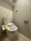 洗浄付きトイレになります。 コンフォリア・リヴ南森町Ⅱ