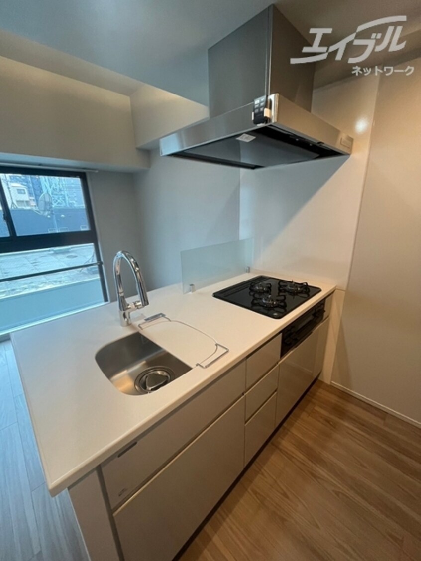 ３口コンロ付きです S-RESIDENCE福島diverse