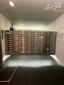 ポストになります ローラン南森町