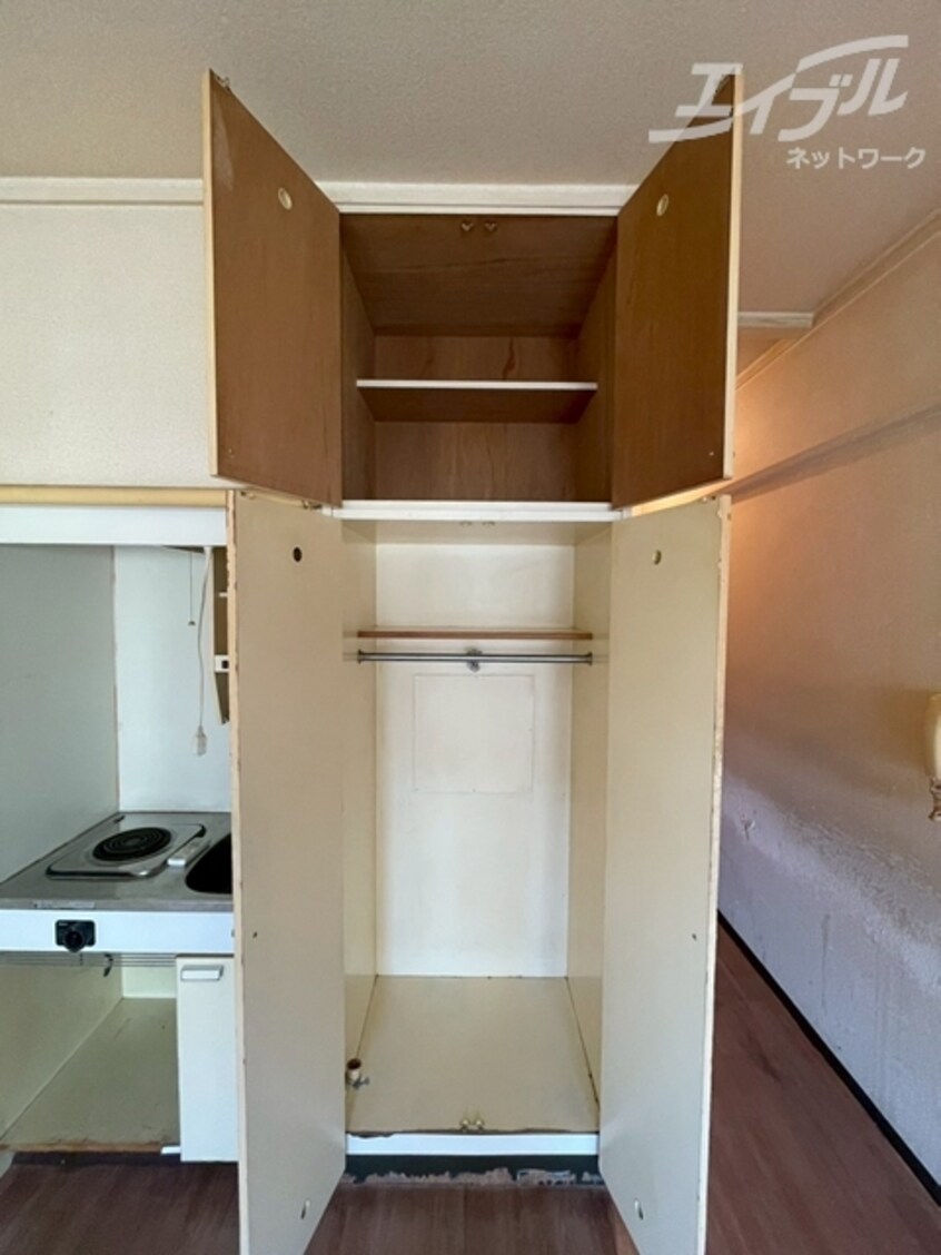 収納広めです ローラン南森町