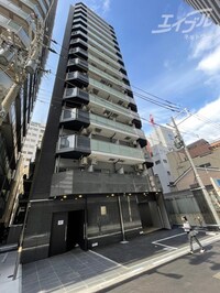 コンフォリア・リヴ谷町九丁目ソルテラス