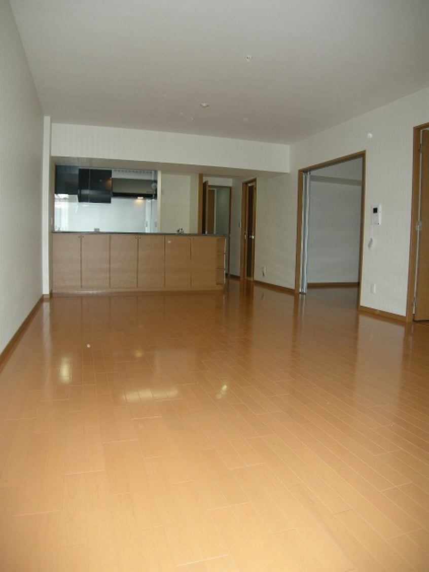  リーガルタワー大阪