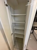 脱衣所、バスルーム横に嬉しい収納付き！ ダブルナインレジデンス天満宮