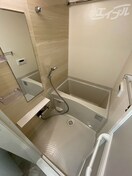 広いバスルームです LUORE＋新大阪SOUTH