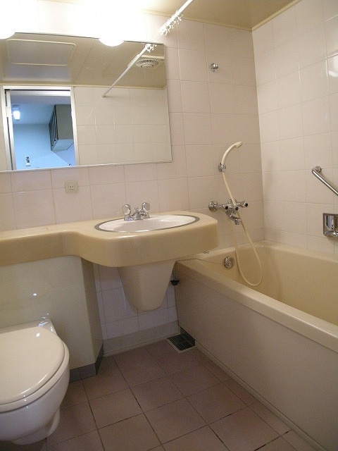  グランドールハタダ