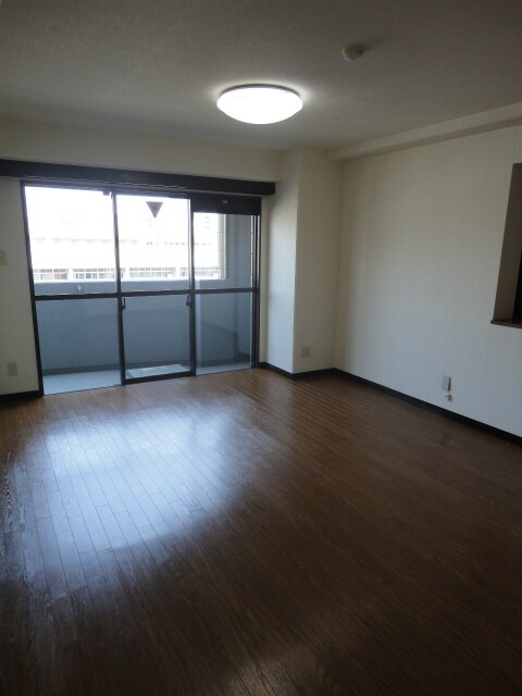  グランドールハタダ