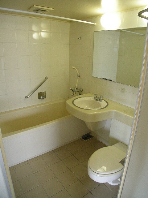  グランドールハタダ