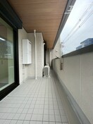 バルコニー広いです。 セレンディピティ　アトレ