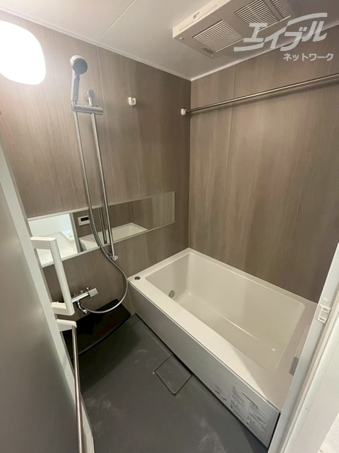 浴室乾燥機付きお風呂になります ロイヤルパークヒルズうめきた