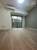 洋室7.5帖ございます ロイヤルパークヒルズうめきた