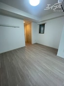 洋室の別アングルになります ロイヤルパークヒルズうめきた