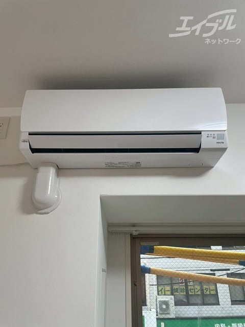 エアコン一台完備です ロイヤルパークヒルズうめきた