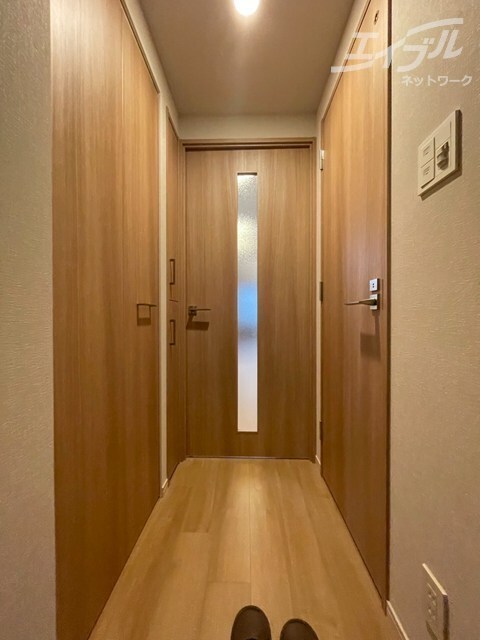 玄関になります スプランディッド本町東DUE