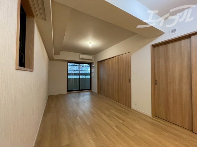 リビング別アングルです スプランディッド本町東DUE