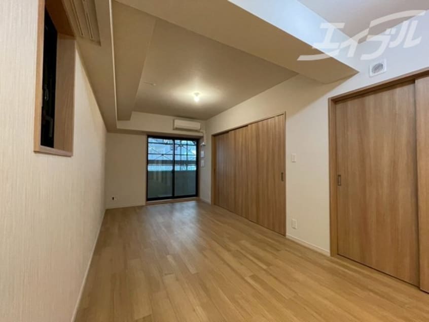 リビング別アングルです スプランディッド本町東DUE