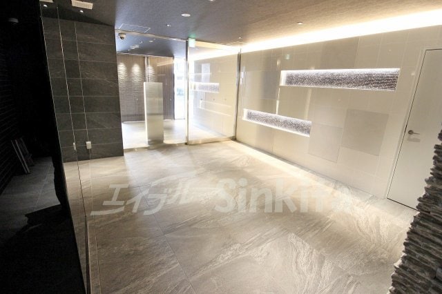  コンフォリア・リヴ新大阪WEST