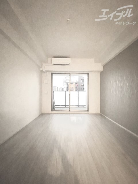  スプランディット十三本町