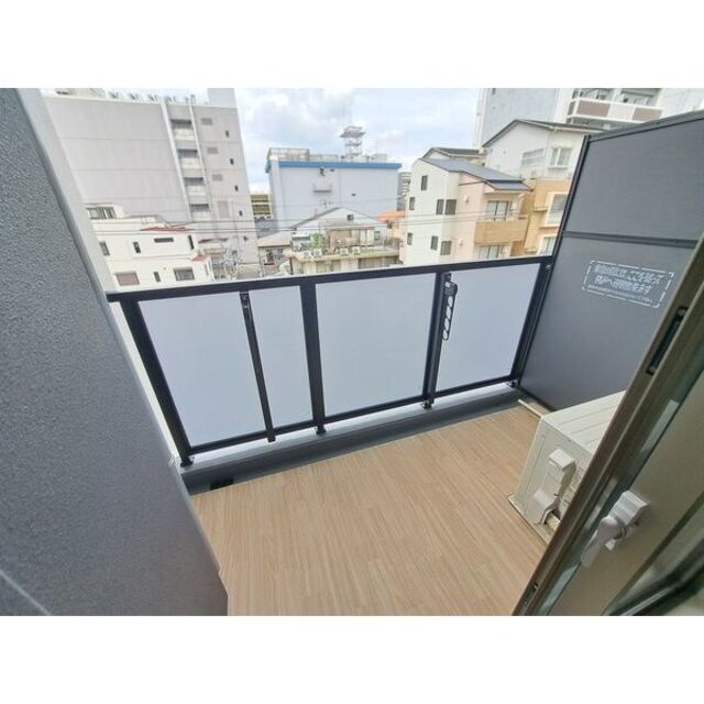  スプランディッド新大阪WEST