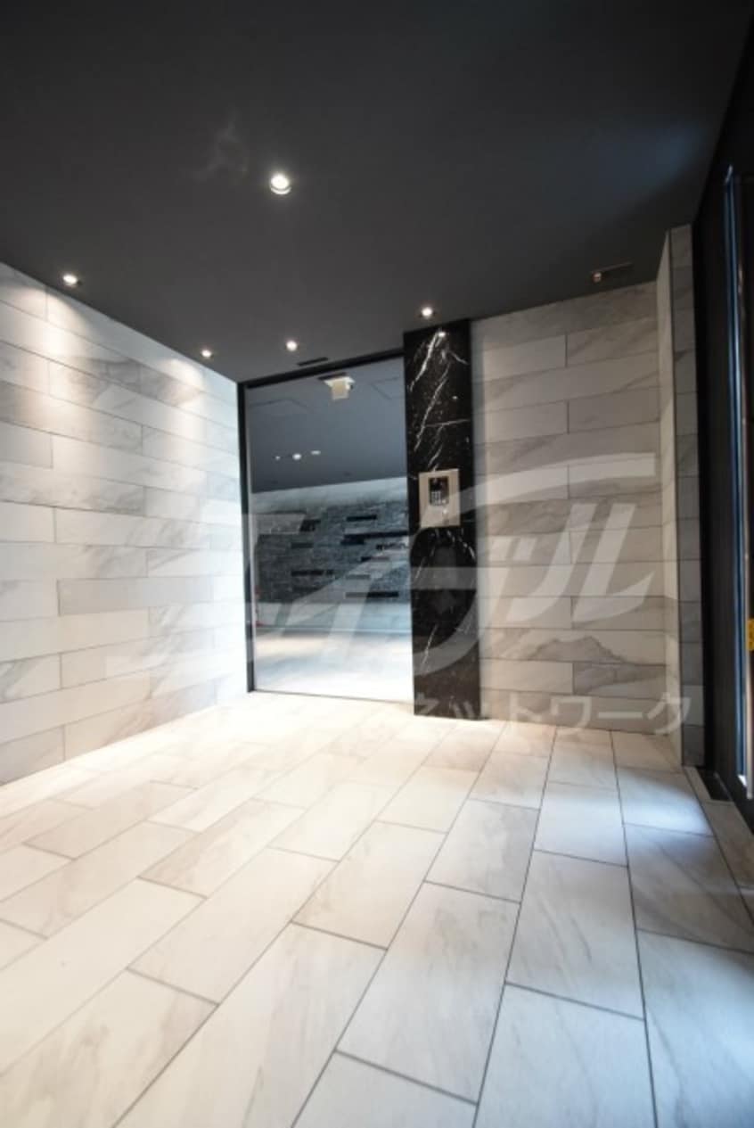 ロビー La Douceur 新大阪