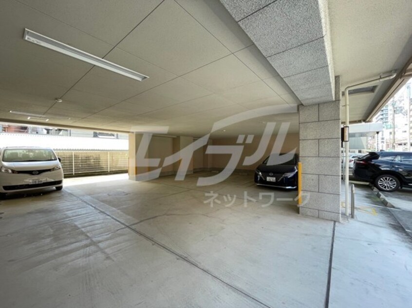  クリーデンス新大阪