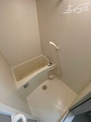  クリーデンス新大阪