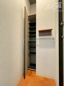 シューズボックス プルス塚本