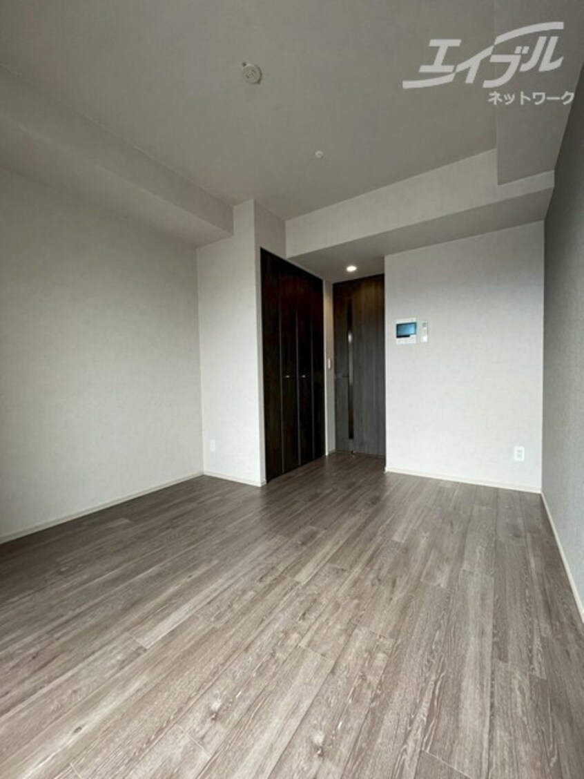 落ち着きのあるお部屋です。 ブランシエスタ森ノ宮