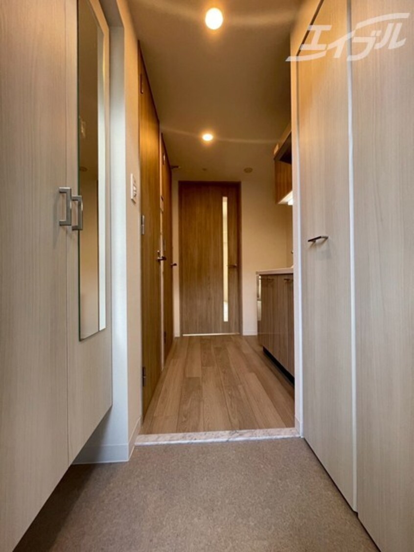 玄関からのお写真になります エスリード ザ・イーストレジデンス大阪城