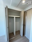 仕切り付き収納で用途に合わせて分けて使えます！ ソルテラス本庄西クレアスト