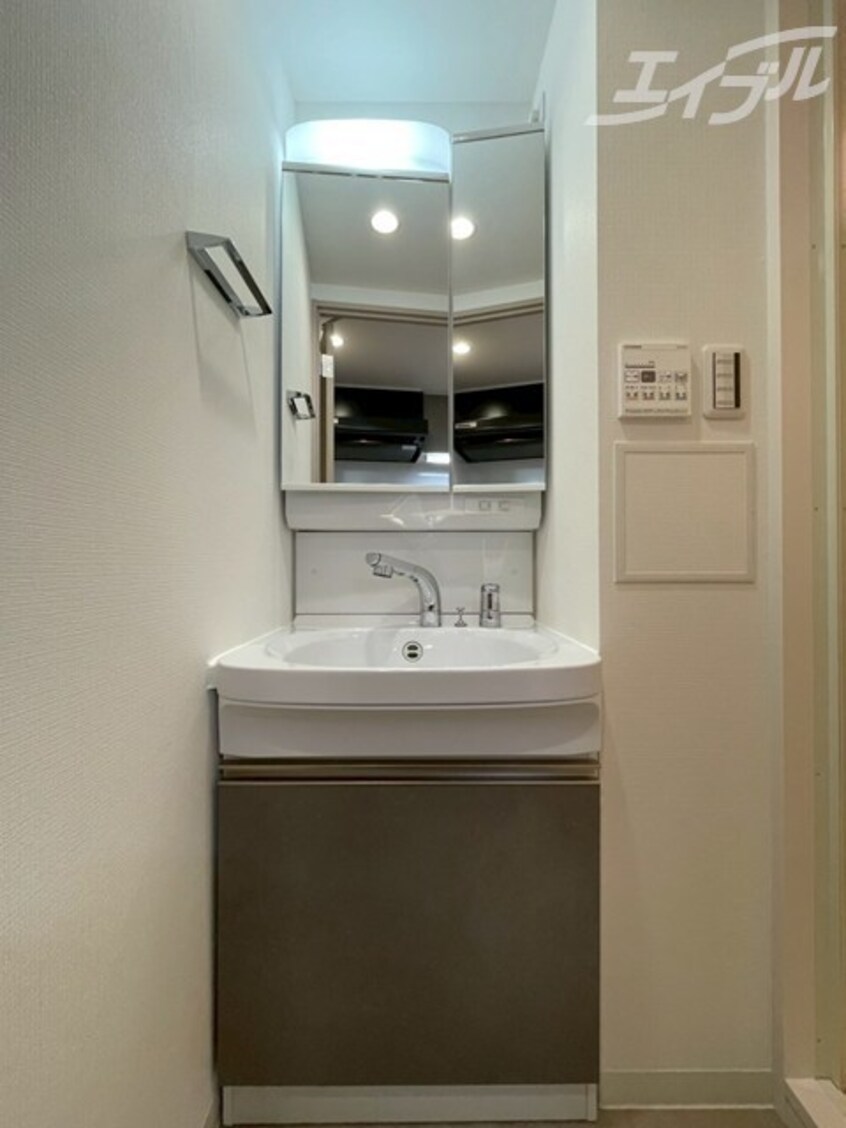 収納付きドレッサータイプの洗面台！ ソルテラス本庄西クレアスト