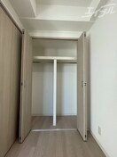 仕切り付き収納で用途に合わせて分けて使えます！ ソルテラス本庄西クレアスト