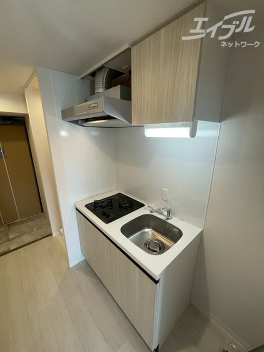 コンロ2口ございます。 ワールドアイ大阪城EASTⅢ