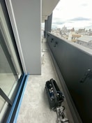 奥行きのあるワイドバルコニー設計！ ワールドアイ大阪城EASTⅢ